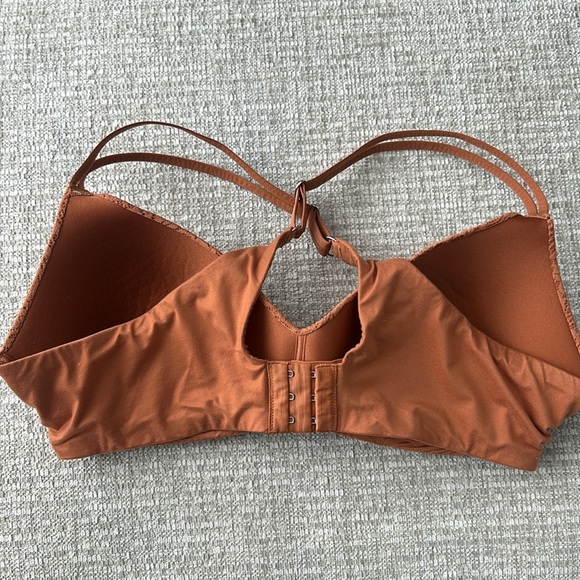 Aerie Real Sunnie Wireless Bra Size 40C - Picture 4 of 13